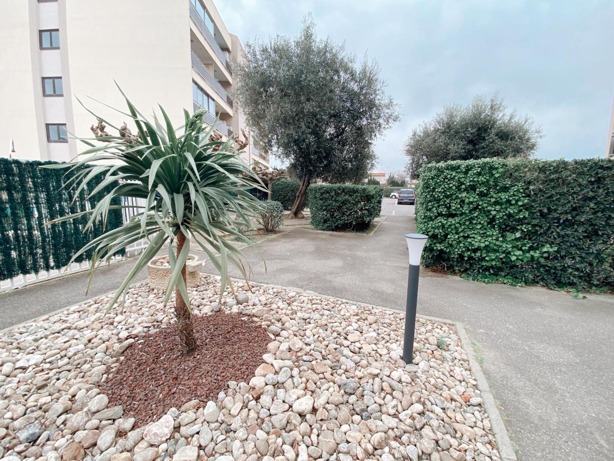 Studio Calme Avec Parking Et Ascenseur -304- Canet-en-Roussillon Bagian luar foto
